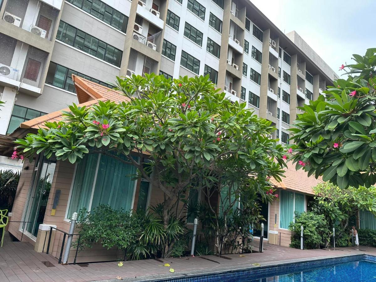 Bbhouse Pattaya Hotell Eksteriør bilde